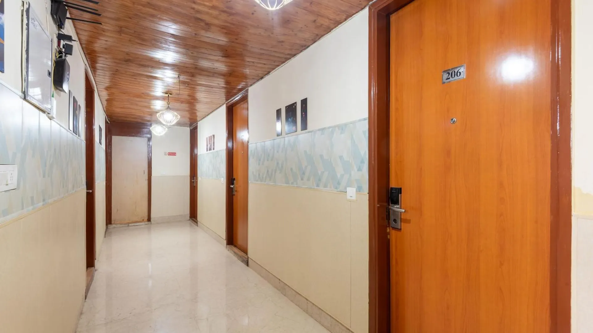 Oyster Pearl Hotels & Banquets- Sector 39 Gurgaon Near Medanta Medicity Índia