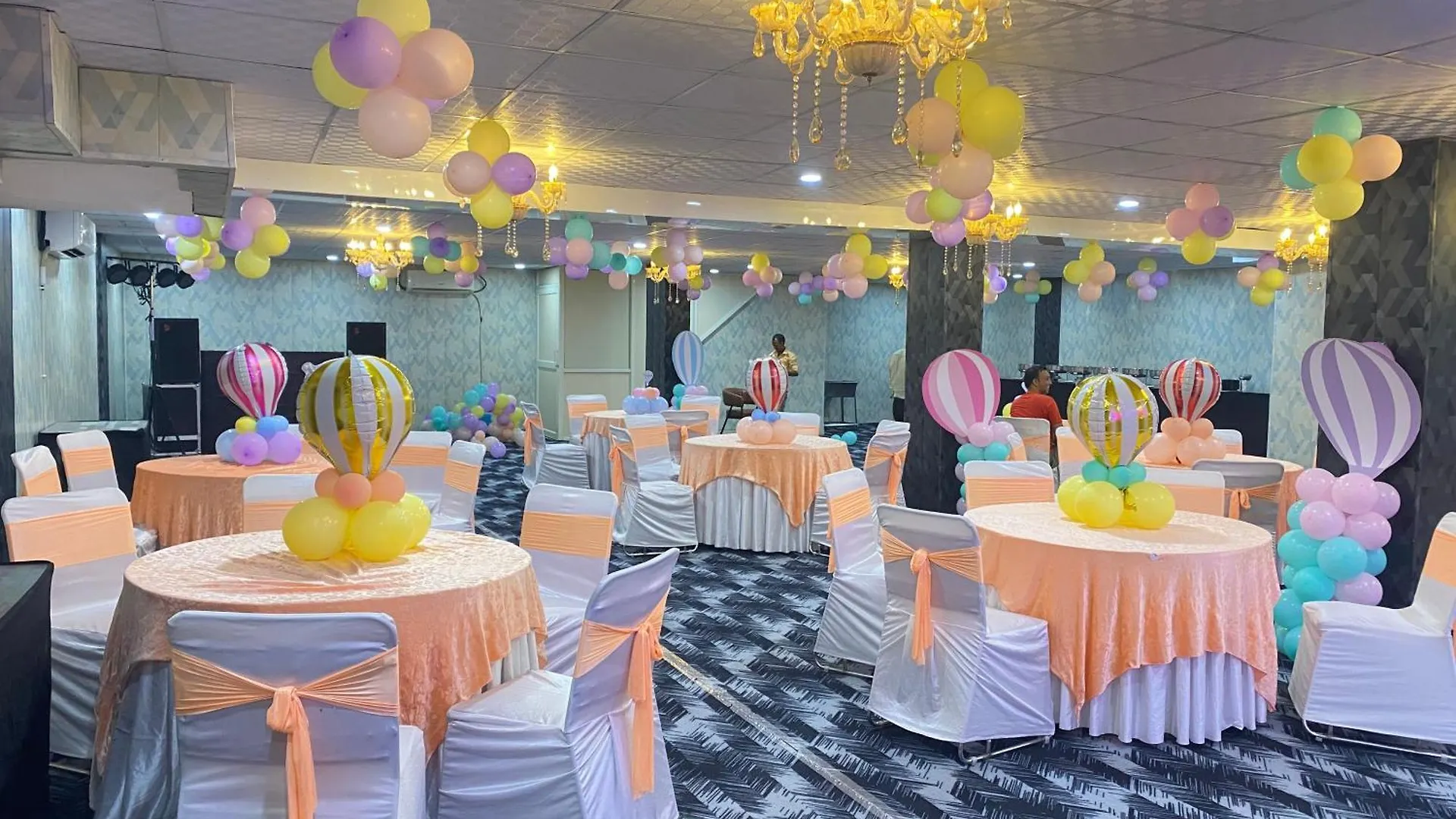 Oyster Pearl Hotels & Banquets- Sector 39 Gurgaon Near Medanta Medicity Índia