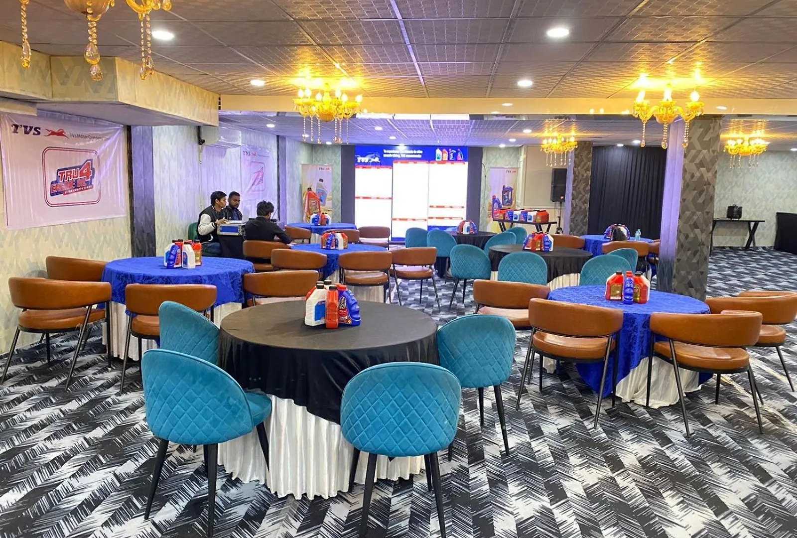 Oyster Pearl Hotels & Banquets- Sector 39 Gurgaon Near Medanta Medicity
